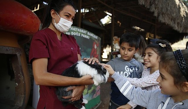 Antalya Büyükşehir’den öğrenci ve öğretmenlere yarıyıl hediyesi