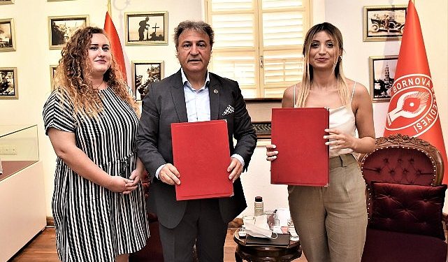 Bornovalılara yabancı dilde pratik yapma imkanı